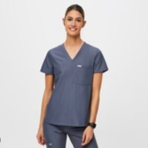 Figs Catarina One Pocket Scrub Top
